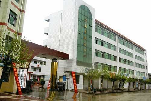 洛南县职教中心地址（洛南县职业技术教育中心）
