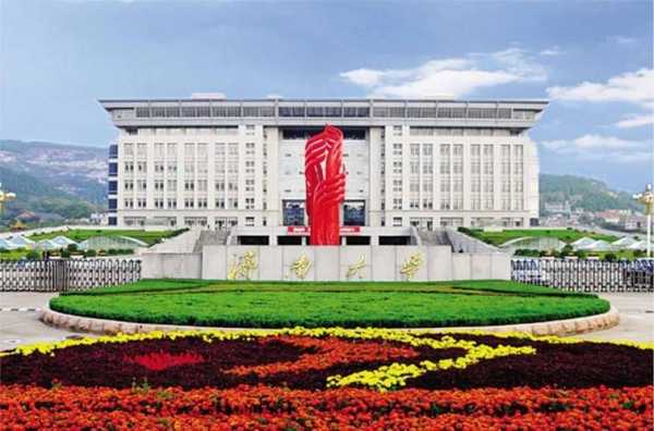 包含济南大学在陕西省招生计划的词条